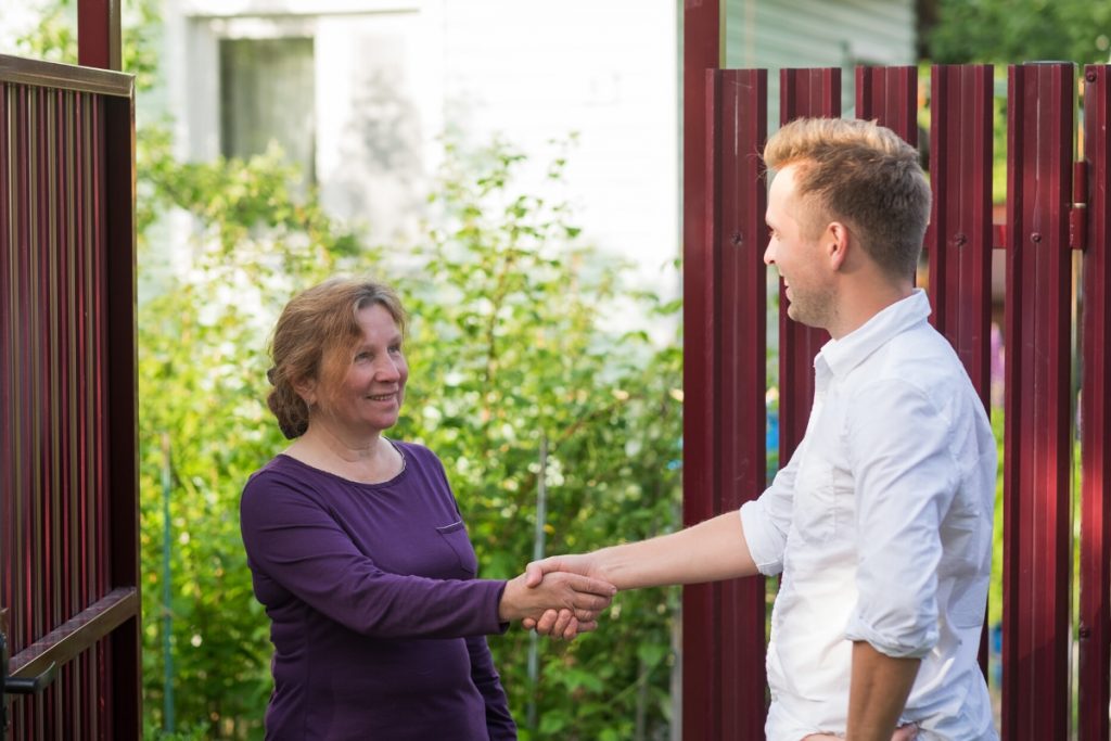 Moving to Alexandria, VA? 5 Gigantic things to know 6 Two neighbors shaking hands