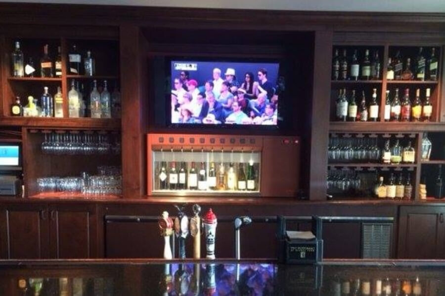 8 Spots to Try for Brunch in Potomac, Maryland 3 view of the bar in TPC Potomac at Avenel Farm