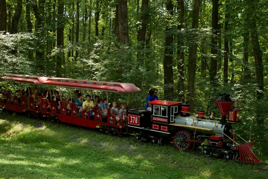 miniature train tour at Cabin John Regional Park 