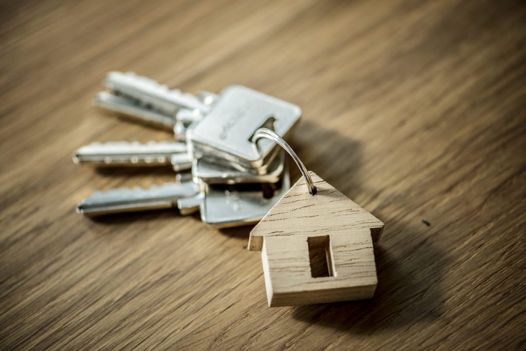 A Total Guide to Becoming a Real Estate Agent in Washington, DC 2 A Total Guide to Becoming a Real Estate Agent in Washington, DC 2