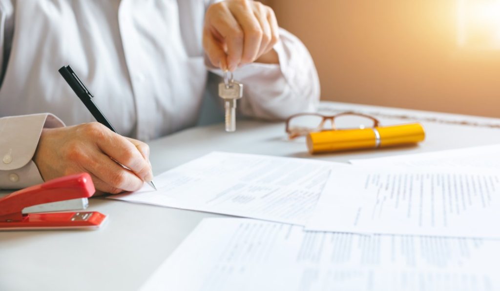 How to Get Into Property Management 1 How to Get Into Property Management 1
